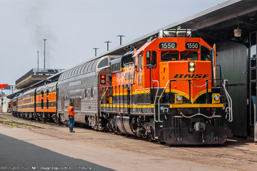 BNSF 1550